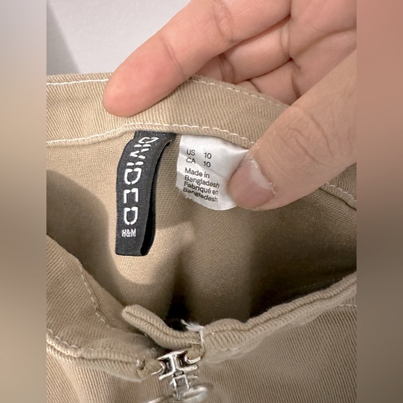 H&M utility overall dress - Picture 4 of 4